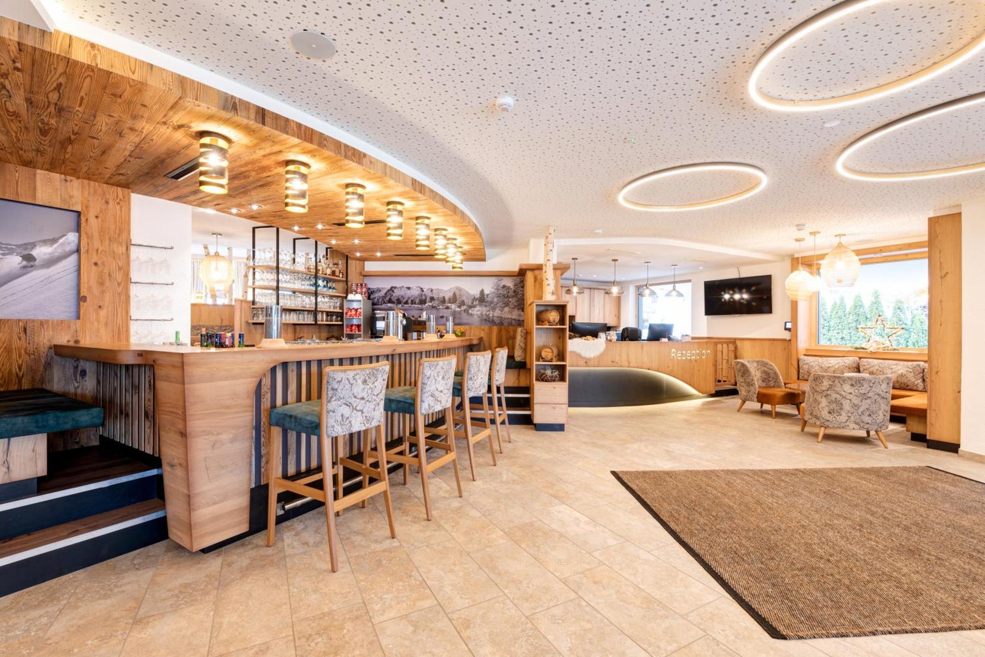 Hotel Alpenkoenigin - Sommer Silvretta Premium Card Inklusive See Exteriör bild