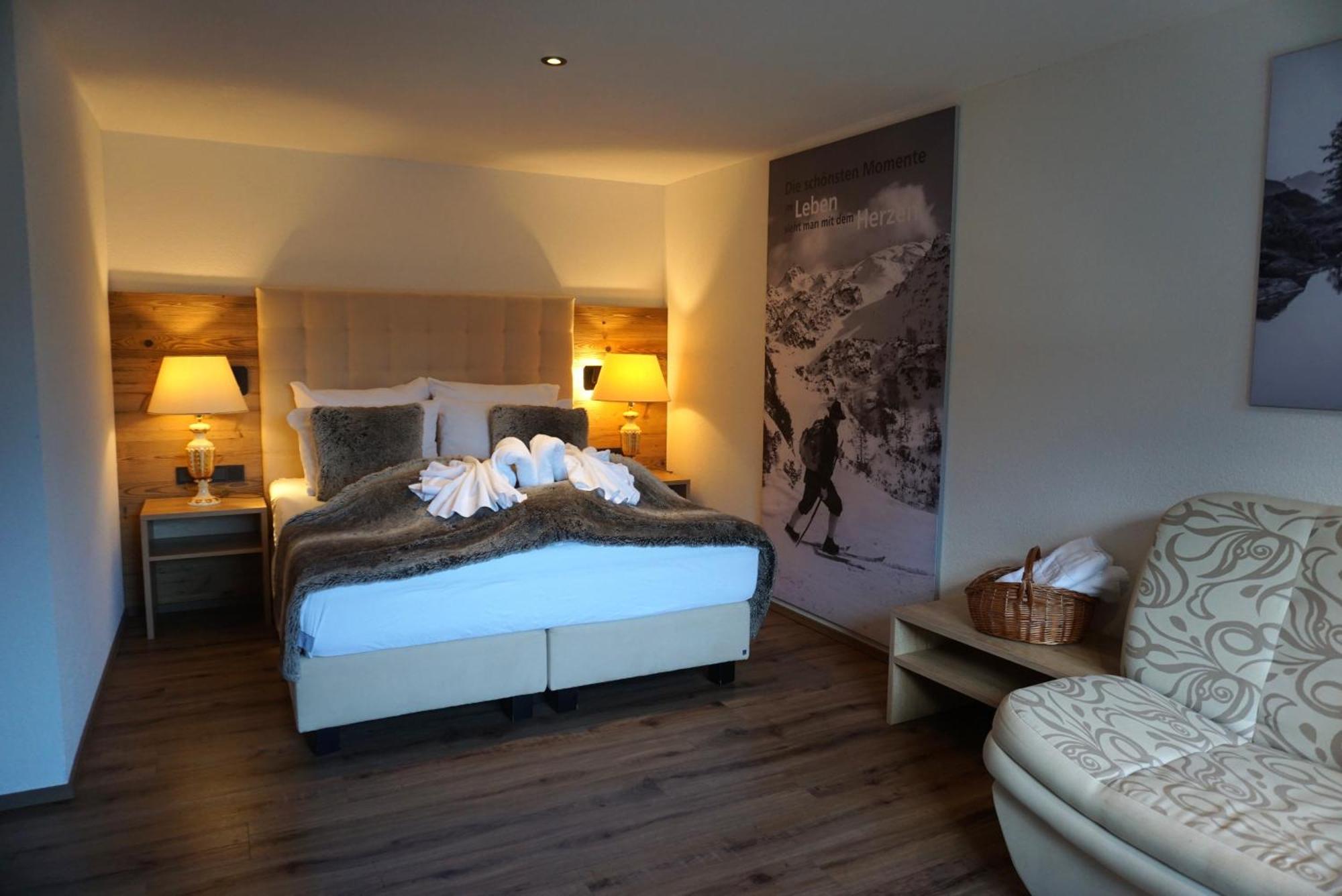 Hotel Alpenkoenigin - Sommer Silvretta Premium Card Inklusive See Exteriör bild